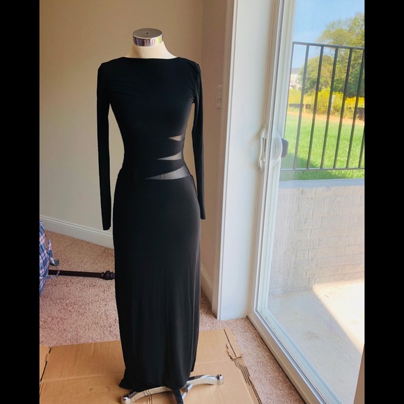 STUNNING FLOORLENGTH MESH CUTOUT EXPOSED BACKDRESS - Picture 2 of 7